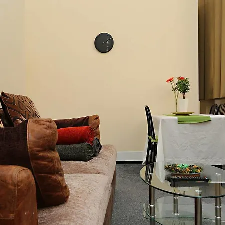 Homestay Concorde House Bristol